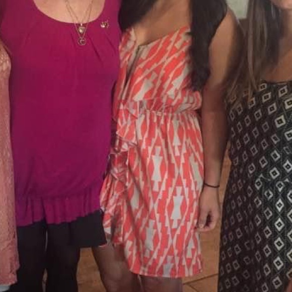 Dress - Picture 3 of 3